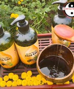 Dầu gội thảo dược hoa cúc (500ml) kết hợp hà thủ ô đỏ, sả chanh, gừng, hoa bưởi, bạc hà, hương nhu kích thích mọc tóc